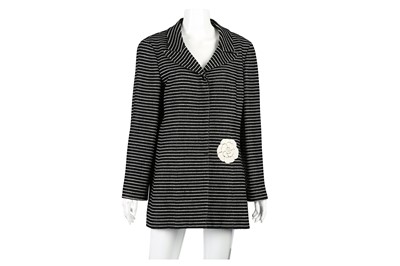 Lot 352 - Chanel Striped Monochrome Jacket - Size 46