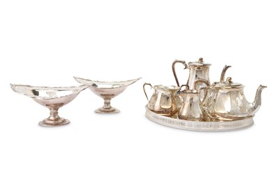 Lot 79 - A collection of silver plate