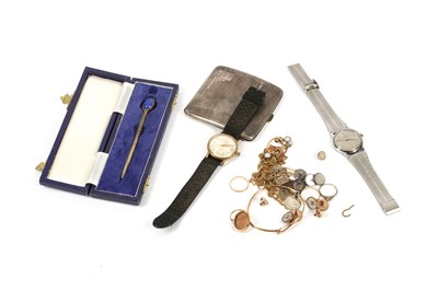 Lot 46A - A miscellaneous collection of gold, silver and costume jewellery items