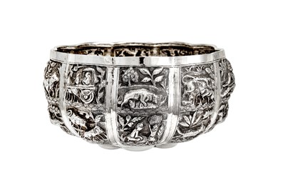 Lot 113 - An early 20th century Anglo – Indian unmarked silver bowl, Lucknow circa 1900 by a ‘floral’ maker