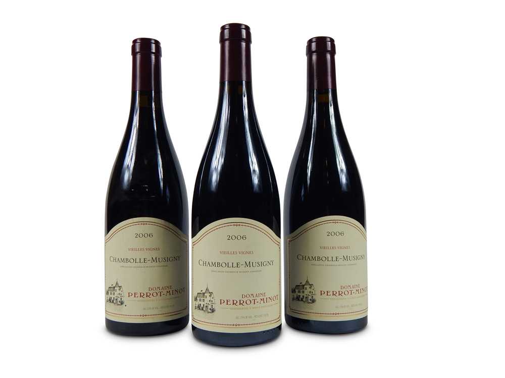 Lot 300 - Dom. Perrot-Minot Chambolle-Musigny Vieilles Vignes 2006
