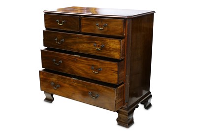 Lot 291 - A George III mahogany chest of drawers
