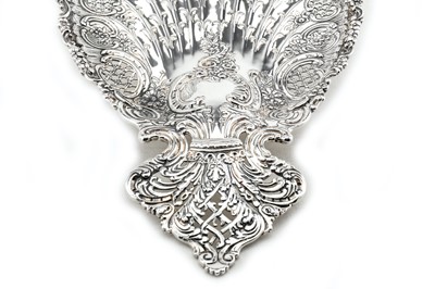 Lot 383 - An early 20th century American sterling silver dessert dish, New York by Tiffany & Co, with import marks for London 1900 by Albert William Feavearyear