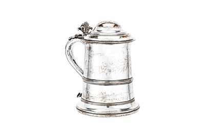 Lot 502 - An early George III Old Sheffield Silver Plate tankard, Sheffield circa 1760-70 by Tudor and Leader