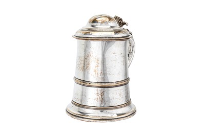 Lot 502 - An early George III Old Sheffield Silver Plate tankard, Sheffield circa 1760-70 by Tudor and Leader