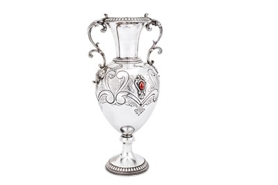 Lot 403 - An early to mid-20th century Italian 800 standard silver vase, Milan 1934-44 (?)