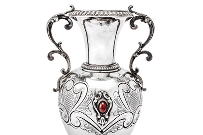 Lot 403 - An early to mid-20th century Italian 800 standard silver vase, Milan 1934-44 (?)