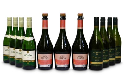 Lot 559 - Assorted Torres Wines