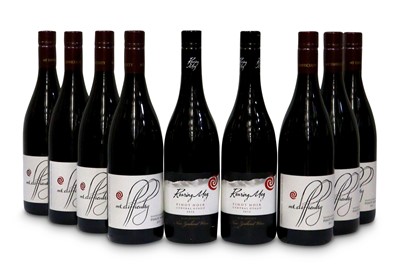 Lot 733 - Mixed wines from Mount Difficulty