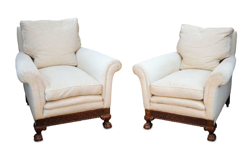 Lot 325 - A pair of early 20th Century mahogany armchairs