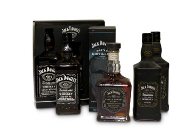 Lot 953 - A collection of Jack Daniels