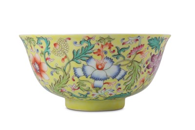 Lot 449 - A CHINESE FAMILLE ROSE YELLOW-GROUND 'BLOSSOMS' BOWL.