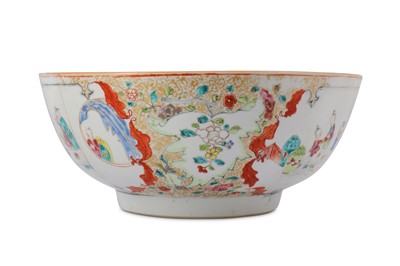 Lot 369 - A CHINESE CANTON FAMILLE ROSE 'LADIES AND BOYS' PUNCH BOWL.