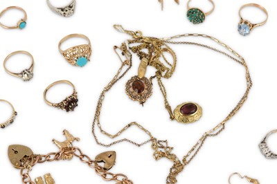 Lot 130 - A group lot of jewellery