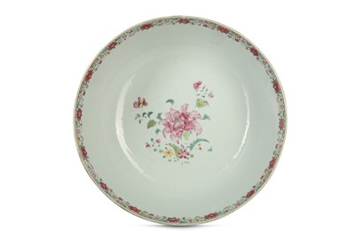 Lot 120 - A CHINESE FAMILLE ROSE PUNCH BOWL.