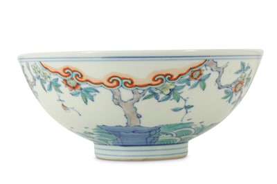 Lot 611 - A CHINESE DOUCAI 'FISH' BOWL.