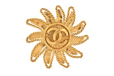 Lot 385 - Chanel Sun Logo Brooch