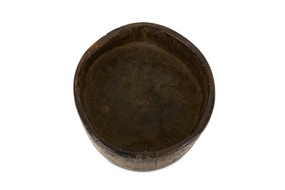 Lot 169 - A 17TH CENTURY TREEN BOWL, POSSIBLY NORWEGIAN