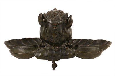 Lot 34 - A 19TH CENTURY BRONZE INKWELL FORMED AS A GROTESQUE BEAST