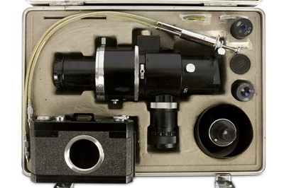 Lot 226 - A Nikon AFM Microscope Camera Outfit
