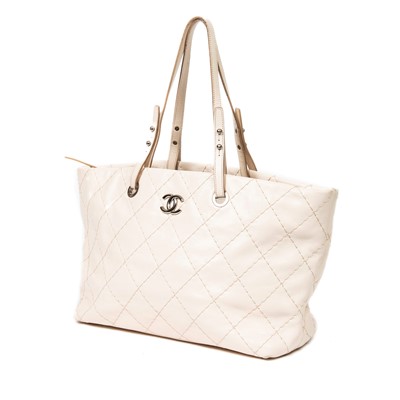 Lot 113 - Chanel Ivory Leather On The Road Tote