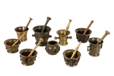 Lot 164 - A COLLECTION OF NINE 16TH CENTURY AND LATER BRONZE AND BELL METAL MORTARS