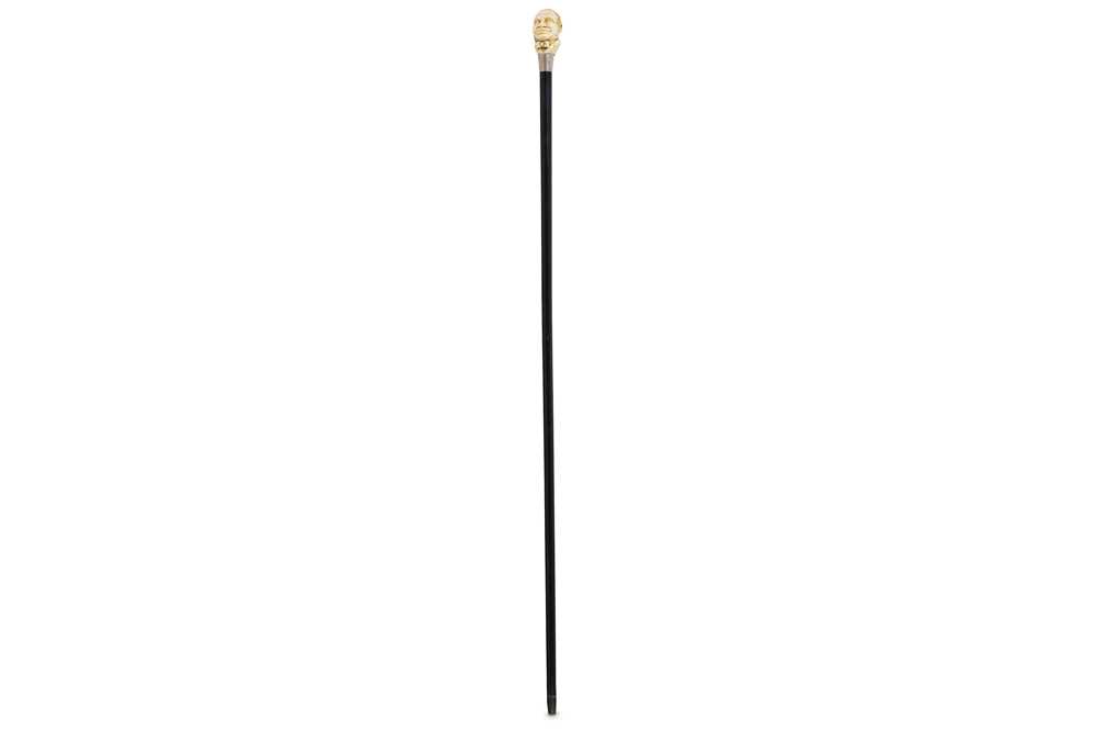 Lot 79 - AN EARLY 20TH CENTURY EBONY, SILVER AND IVORY WALKING CANE