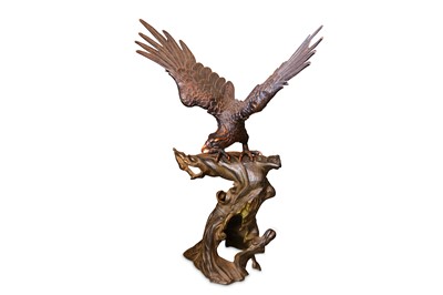 Lot 51 - A VERY LARGE BRONZED METAL MODEL OF AN EAGLE