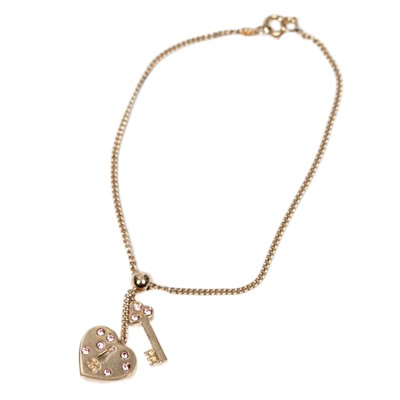 Lot 52 - Chanel Heart Key Bracelet