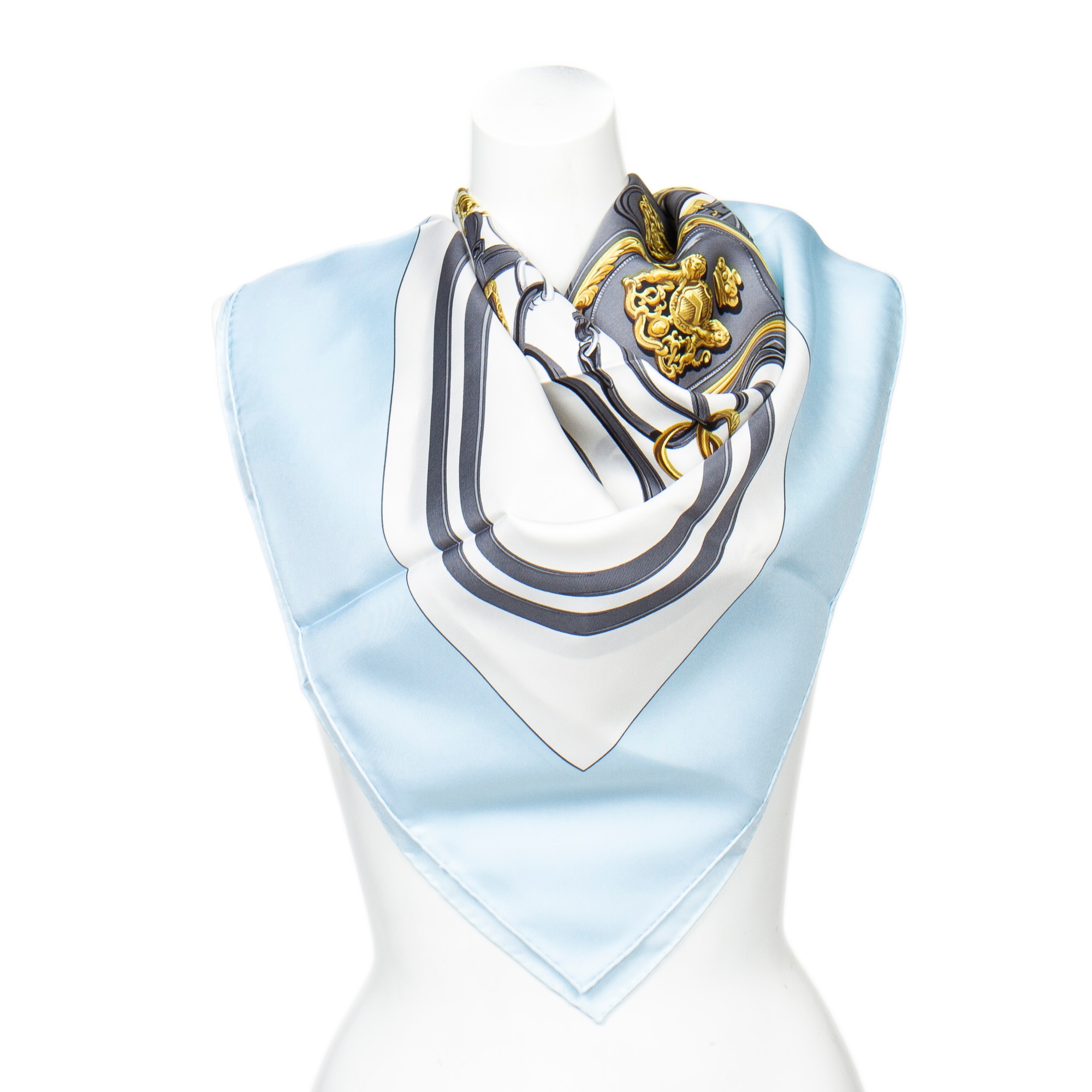 Hermes Brides de Gala Love Bordeaux Silk Pocket Square Scarf 45cm –  Madison Avenue Couture