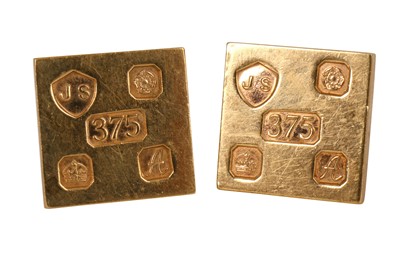 Lot 140 - A pair of gent's 1970's 9ct gold cufflinks