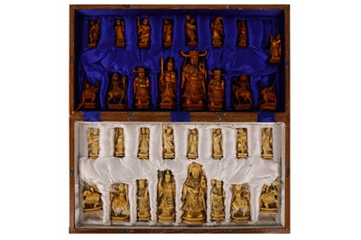 Lot 271 - A late 19th to early 20th Century Chinese carved ivory chess set