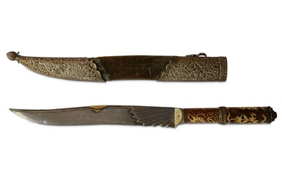 Lot 32 - * AN OTTOMAN STEEL DAGGER WITH GOLD-INLAID AGATE HILT