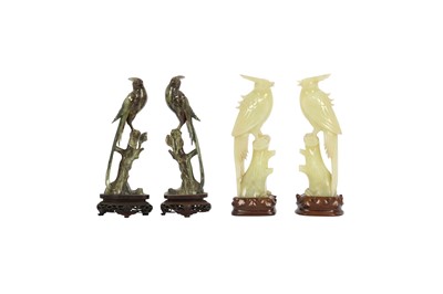 Lot 81 - TWO PAIRS OF CHINESE HARDSTONE FIGURES OF PARADISE FLYCATCHERS.
