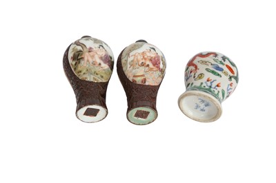 Lot 628 - THREE CHINESE MINIATURE VASES.