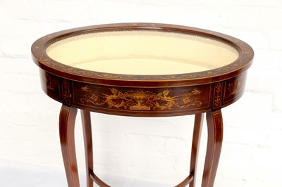 Lot 789 - An Edwardian mahogany and marquetry inlaid oval bijouterie table
