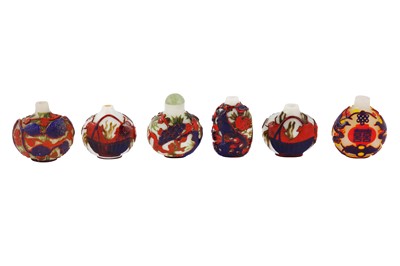 Lot 236 - A collection of Chinese overlaid Peking glass snuff bottles.