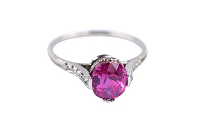 Lot 11 - A ruby and diamond ring