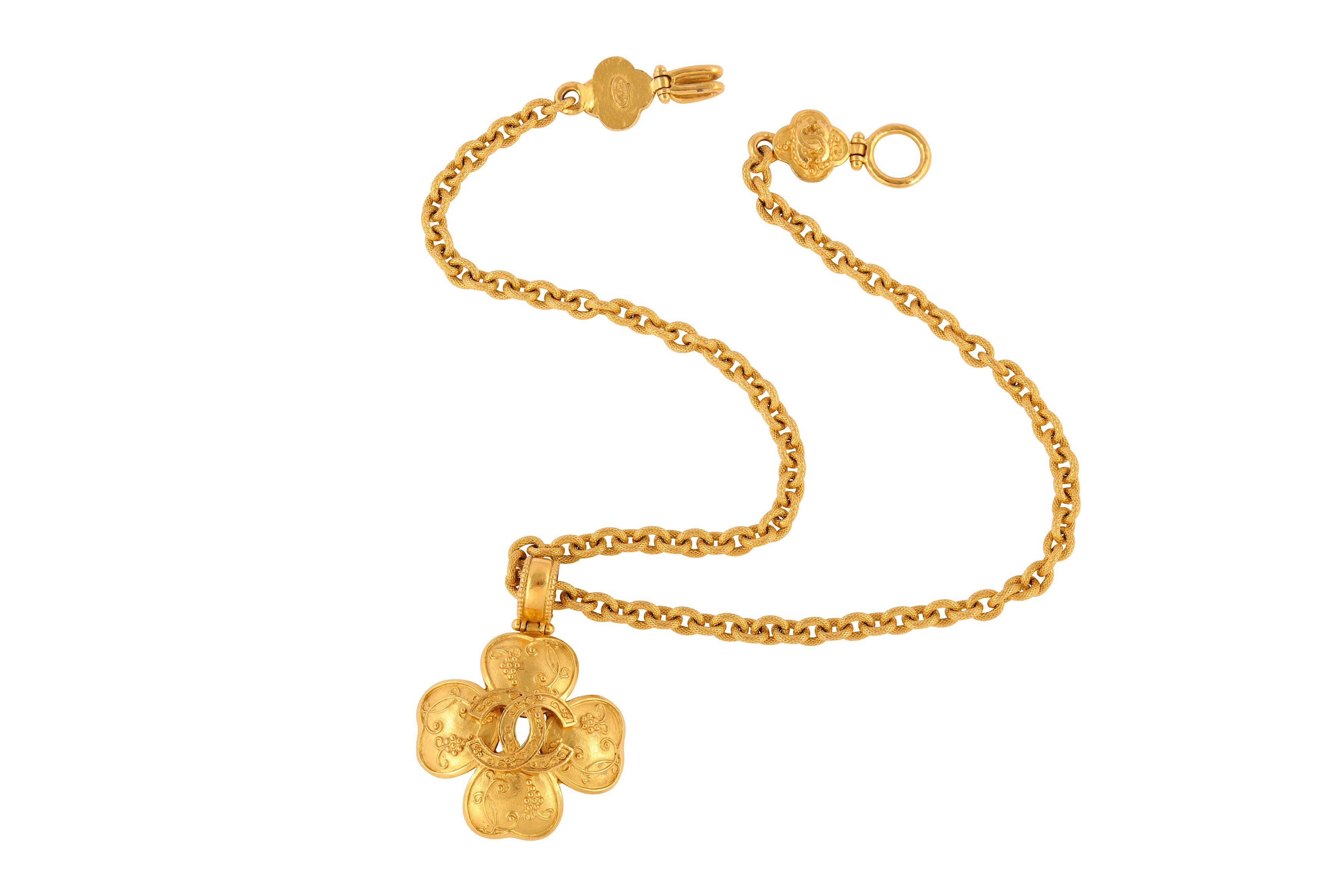 Lot 415 - Chanel CC Clover Pendant Necklace