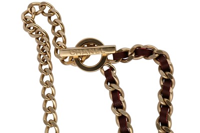Lot 41 - Chanel Leather Chain CC Logo Necklace