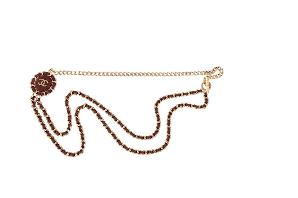 Lot 41 - Chanel Leather Chain CC Logo Necklace