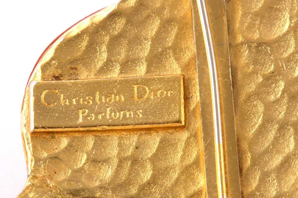 Lot 65 Christian Dior Statement Shell Pendant Brooch