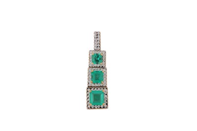 Lot 101 - An emerald and diamond pendant