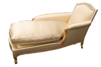 Lot 766 - A contemporary Chaise Longue upholstered in Donghia fabric