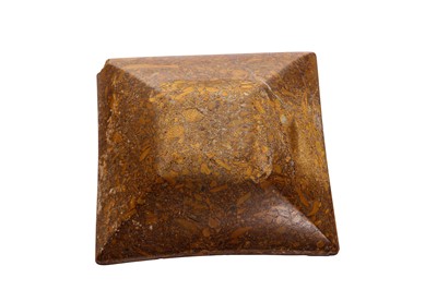 Lot 260 - A BACTRIAN STONE COSMETIC DISH