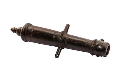 Lot 344 - A MINIATURE INDIAN BRONZE CANNON