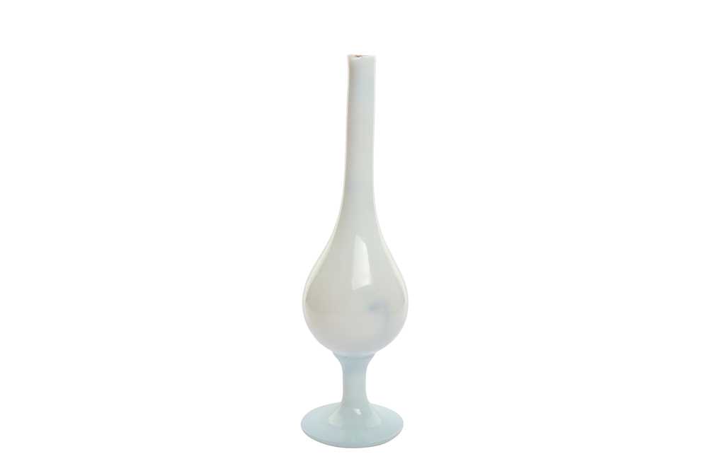 Lot 276 - AN OPALINE WHITE GLASS ROSEWATER SPRINKLER