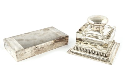 Lot 82 - A George V sterling silver and crystal inkwell