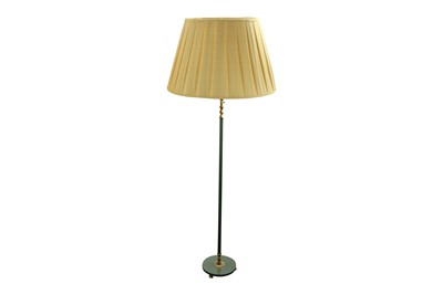 Lot 814 - An early 20th Century brass standard lamp