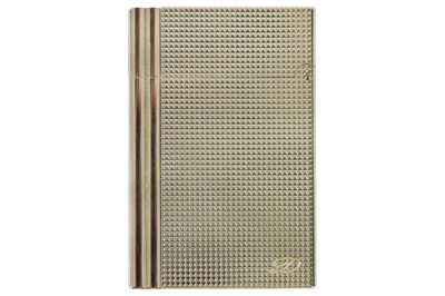 Lot 183 - An S. T. Dupont Paris silver plated lighter